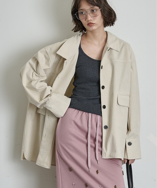 THE YOn(ザヨン)の「オーバーサイズカバーオールシャツジャケット(シャツ/ブラウス・レディース・ブラック/アイボリー/ピンク・FREE)」の2枚目の写真