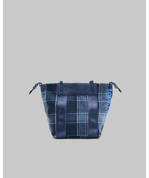 Topologie(トポロジー)の「Summit Tote Small(サミット トート スモール)(ショルダーバッグ・レディース・ブルー系/グリーン系・ONE SIZE)」の11枚目の写真