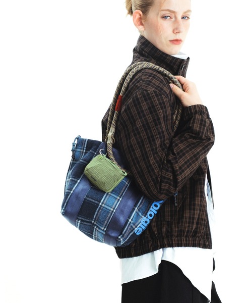 Topologie(トポロジー)の「Summit Tote Small(サミット トート スモール)(ショルダーバッグ・レディース・ブルー系/グリーン系・ONE SIZE)」の13枚目の写真
