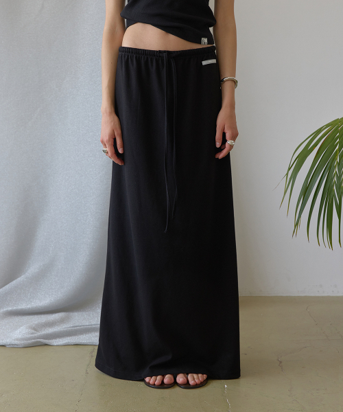 APPAREL ARCHIVE（アパレルアーカイブ）の「Softie maxi banding skirt - Black（スカート・レディース・ブラック・FREE）」の3枚目の写真