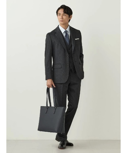 Perfect Suit FActory(パーフェクトスーツファクトリー)の「【軽量】ソフトライトシュリンクトート(ビジネスバッグ・メンズ・ブラック/ネイビー・FREE)」の9枚目の写真