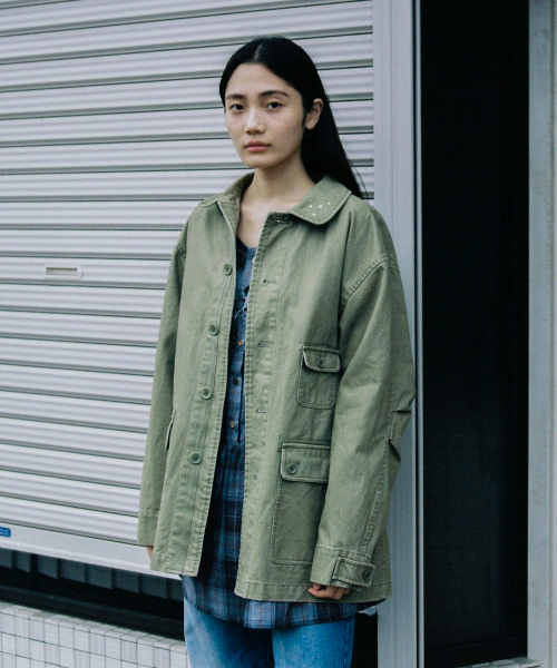 OHESHIO(オヘシオ)の「STAR FLORAL WASHED COTTON JACKET, OLIVE(ミリタリージャケット・レディース・その他・FREE)」の9枚目の写真
