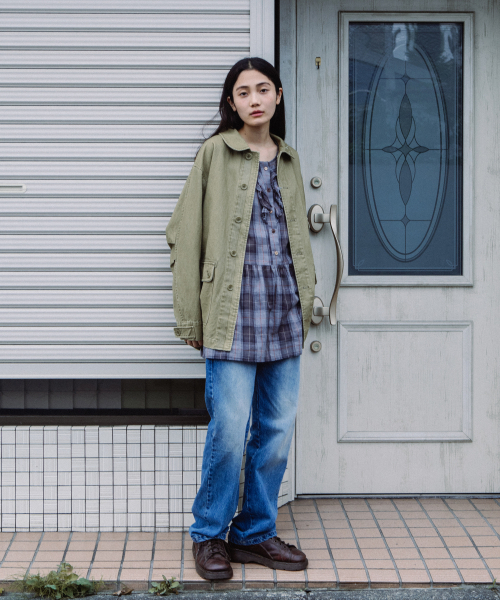 OHESHIO(オヘシオ)の「STAR FLORAL WASHED COTTON JACKET, OLIVE(ミリタリージャケット・レディース・その他・FREE)」の11枚目の写真