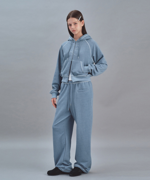 Rest&Recreation(レストアンドレクリエーション)の「PIGMENT JOGGER PANTS - SKY BLUE(スウェットパンツ・メンズ・その他・LARGE/SMALL)」の1枚目の写真