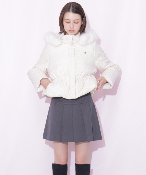 JILL by JILL STUART(ジルバイジルスチュアート)の「<セットアップ対応>ベルト付きプリーツミニスカート(スカート・レディース・グレー/グレー系その他/ブラウン系その他・SMALL/MEDIUM)」の2枚目の写真