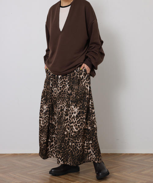 JOURNAL STANDARD LUXE(ジャーナルスタンダード ラックス)の「エアウラケ キーネックプルオーバー(スウェット・レディース・グレー/ブラウン/ブラック・FREE)」の10枚目の写真