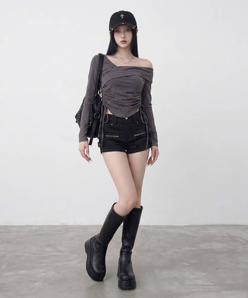 non-hedge（ノンヘッジ）の「ワンショルダードロストショート丈トップス（Tシャツ/カットソー・レディース・ブラック/オフホワイト/チャコールグレー・FREE）」の8枚目の写真