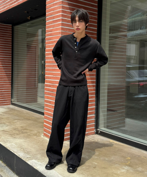 SIGNATURE（シグネチャ）の「ソフトタッチ ヘンリーネック ロングスリーブ ニット[ブラック]（ニット/セーター・レディース・その他・MEDIUM/LARGE）」の7枚目の写真