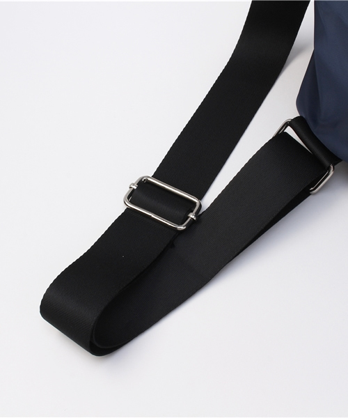 B.I.D.（ビーアイディー）の「Design Factory/トートBAG（トートバッグ・レディース・ネイビー/カモフラージュ/ブルー/グレー系カモフラージュ/ブラック/ブラウン系その他/サックスブルー・FREE）」の13枚目の写真