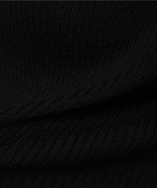 N.（N. Natural Beauty Basic）（エヌエヌナチュラルビューティーベーシック）の「オフタートルリブニット（ニット/セーター・レディース・ブラック/ブラウン/グレー/ブルー・MEDIUM）」の10枚目の写真