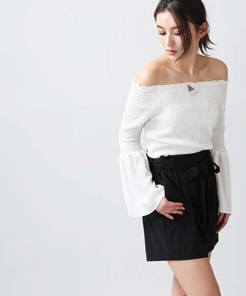 WEGO（ウィゴー）の「WEGO/ハイウエストリボンショートパンツ（その他パンツ・レディース・ホワイト系その他4/オフホワイト/ブラック/インディゴブルー/ピンク/ダークグリーン/レッド/その他1・LARGE/MEDIUM）」の4枚目の写真