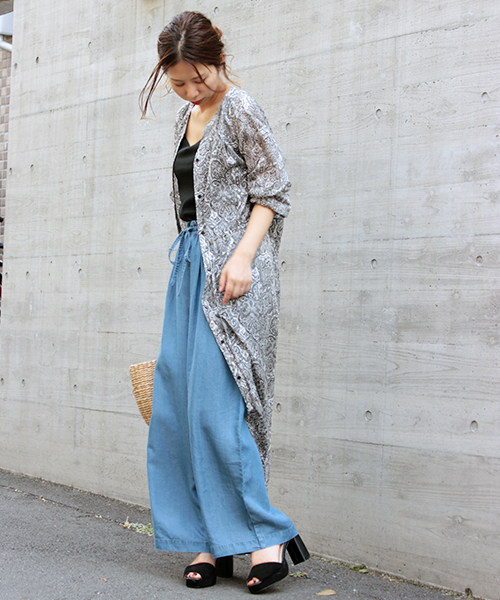 laboratory work（ラボラトリーワーク）の「【繊細な生地感＊】ペイズリーガウンマキシワンピース（ワンピース・レディース・ブラック/ブラウン・MEDIUM）」の8枚目の写真