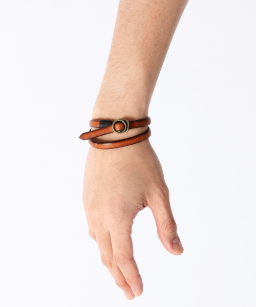 BEAMS(ビームス)の「BEAMS / 栃木レザー2重巻ブレス(ブレスレット・メンズ・ブラック/ブラウン/レッド・ONE SIZE)」の1枚目の写真