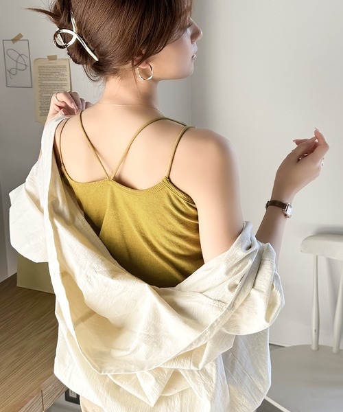 classicalelf（クラシカルエルフ）の「お洒落レディのマストアイテム。ダブルストラップカップ付キャミ（キャミソール・レディース・グレイッシュベージュ/ブラック/カーキ/オフホワイト/杢グレー/チャコールグレー/ネイビー/グレイッシュブルー/モスグリーン/ベージュ/イエロー/ピンク/ホワイト・LARGE/MEDIUM/XX-LARGE/X-LARGE/XXX-LARGE/SMALL）」の12枚目の写真