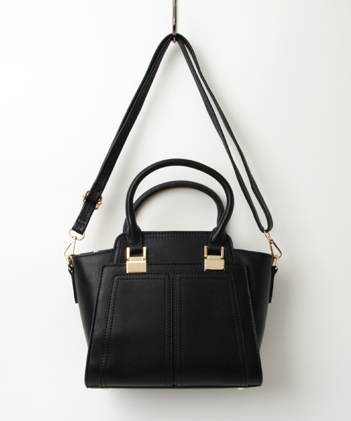 PLAIN CLOTHING（プレーンクロージング）の「クラシックモード2wayショルダーバッグ【PLAIN CLOTHING】（ショルダーバッグ・レディース・ベージュ/レッド/グレー/ブラック/ネイビー・FREE）」の12枚目の写真