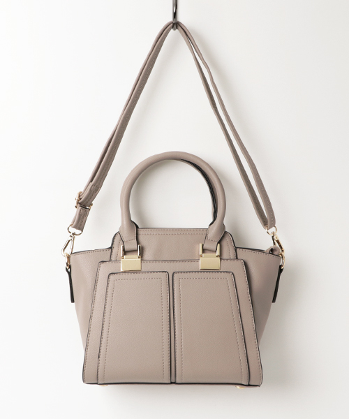PLAIN CLOTHING（プレーンクロージング）の「クラシックモード2wayショルダーバッグ【PLAIN CLOTHING】（ショルダーバッグ・レディース・ベージュ/レッド/グレー/ブラック/ネイビー・FREE）」の16枚目の写真