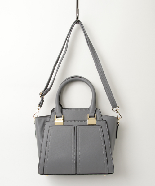 PLAIN CLOTHING（プレーンクロージング）の「クラシックモード2wayショルダーバッグ【PLAIN CLOTHING】（ショルダーバッグ・レディース・ベージュ/レッド/グレー/ブラック/ネイビー・FREE）」の17枚目の写真