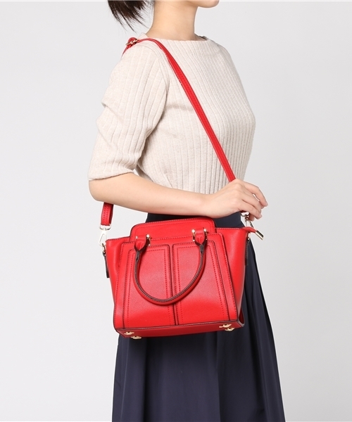 PLAIN CLOTHING（プレーンクロージング）の「クラシックモード2wayショルダーバッグ【PLAIN CLOTHING】（ショルダーバッグ・レディース・ベージュ/レッド/グレー/ブラック/ネイビー・FREE）」の9枚目の写真