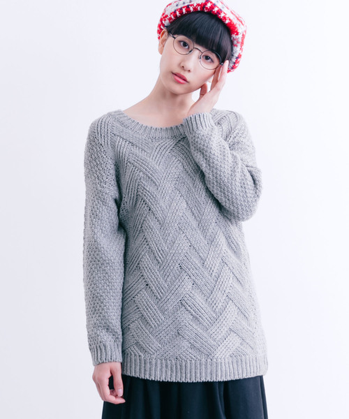 MERLOT（メルロー）の「ビッグケーブルニットプルオーバー6274（ニット/セーター・レディース・ベージュ/ネイビー/グレー/カーキ・FREE）」の2枚目の写真