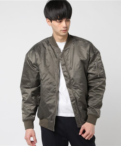 VENCEEXCHANGE(ヴァンスエクスチェンジ)の「ヘビーナイロンツイルBIGMA-1 (MA-1・メンズ・ブラック/オリーブ/ライトカーキ・MEDIUM/LARGE)」の13枚目の写真