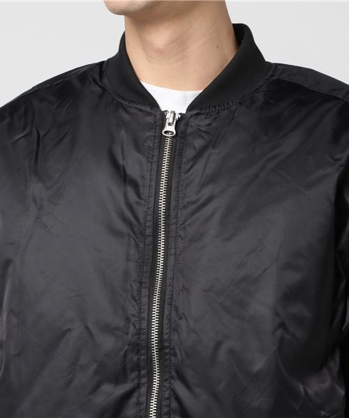 VENCEEXCHANGE(ヴァンスエクスチェンジ)の「ヘビーナイロンツイルBIGMA-1 (MA-1・メンズ・ブラック/オリーブ/ライトカーキ・MEDIUM/LARGE)」の6枚目の写真