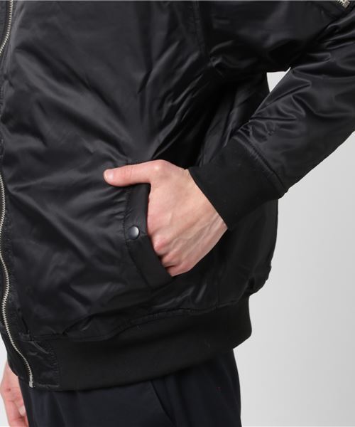 VENCEEXCHANGE(ヴァンスエクスチェンジ)の「ヘビーナイロンツイルBIGMA-1 (MA-1・メンズ・ブラック/オリーブ/ライトカーキ・MEDIUM/LARGE)」の11枚目の写真