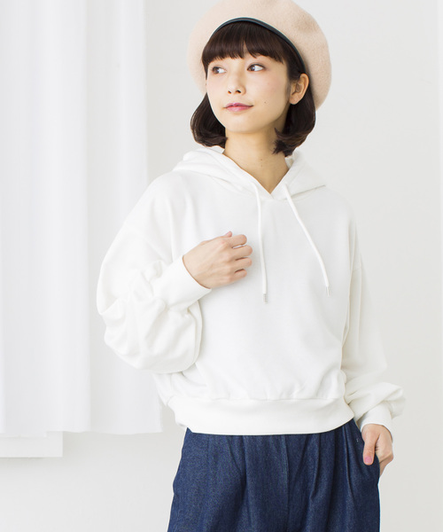 WEGO（ウィゴー）の「WEGO/デイリーショートパーカー（パーカー・レディース・サックスブルー/ホワイト/ライトピンク/レッド/杢グレー/ブラック・FREE）」の2枚目の写真