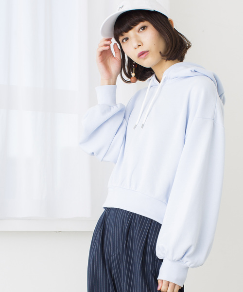 WEGO（ウィゴー）の「WEGO/デイリーショートパーカー（パーカー・レディース・サックスブルー/ホワイト/ライトピンク/レッド/杢グレー/ブラック・FREE）」の4枚目の写真