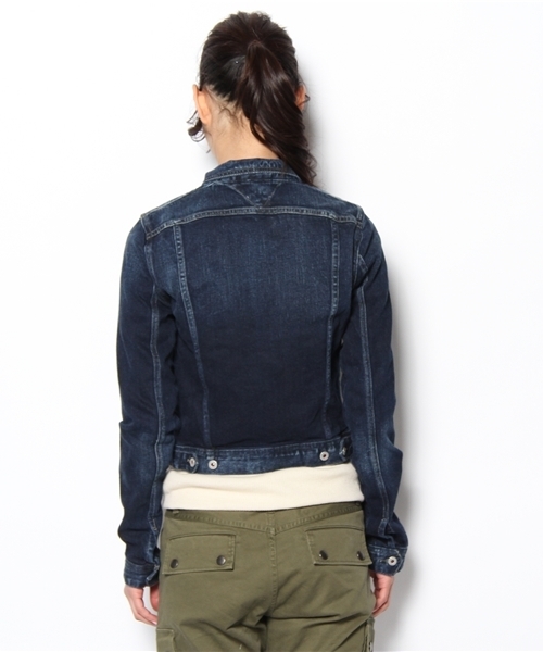 TOMMY HILFIGER(トミーヒルフィガー)の「VIVIANNE JACKET LADST(デニムジャケット・レディース・インディゴブルー・X-SMALL/SMALL/MEDIUM)」の8枚目の写真