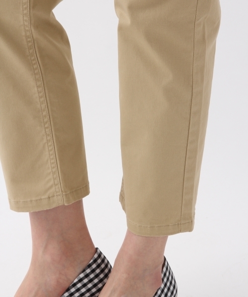 BLISS POINT（ブリスポイント）の「チノテーパードパンツ/793874（チノパンツ・レディース・カーキ/ネイビー/ベージュ/グリーン・LARGE/MEDIUM/SMALL）」の11枚目の写真