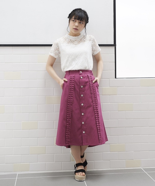 OLIVE des OLIVE（オリーブデオリーブ）の「レースプチハイプルオーバー（Tシャツ/カットソー・レディース・ブラック/オフホワイト/ピンクベージュ・FREE）」の11枚目の写真