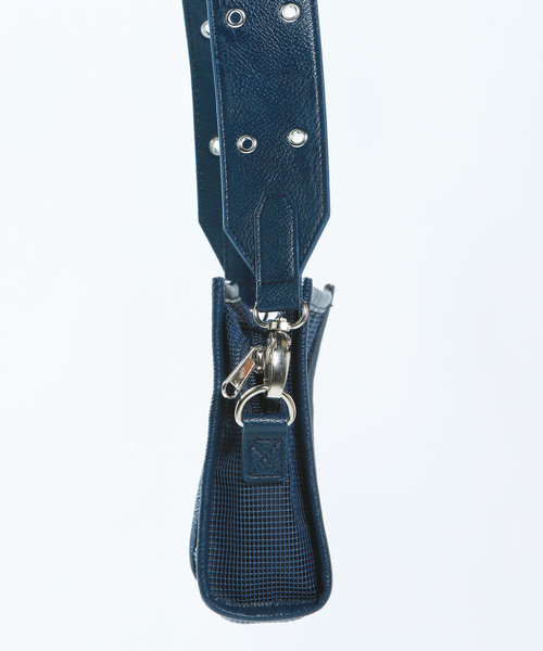 LIPSTAR（リップスター）の「【Edie Tokyo】メッシュワンショルダーバッグ（ショルダーバッグ・レディース・ブラック/ネイビー・M）」の6枚目の写真