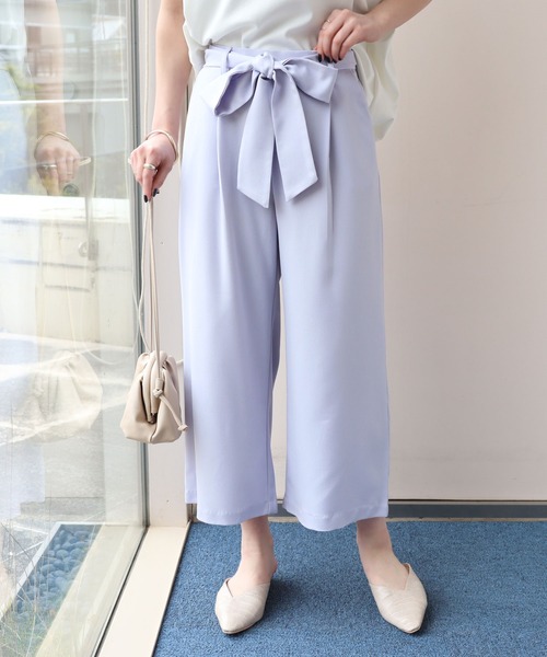 セール】きれいめツイルリボンクロップド丈ワイドパンツ