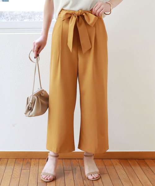 andme(アンドミー)の「きれいめツイルリボンクロップド丈ワイドパンツ(スラックス・レディース・チャコールグレー/ネイビー/ベージュ系その他/ブラック/グリーン系その他/バイオレット/ピンク/ダークカーキ/オレンジ系その他/グレー系その他/マスタード/モカ/ラベンダー/ベージュ系その他2/ベージュ系その他3・M/L/S/XL)」の13枚目の写真