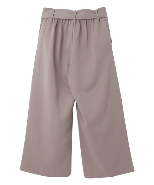 andme(アンドミー)の「きれいめツイルリボンクロップド丈ワイドパンツ(スラックス・レディース・チャコールグレー/ネイビー/ベージュ系その他/ブラック/グリーン系その他/バイオレット/ピンク/ダークカーキ/オレンジ系その他/グレー系その他/マスタード/モカ/ラベンダー/ベージュ系その他2/ベージュ系その他3・M/L/S/XL)」の16枚目の写真