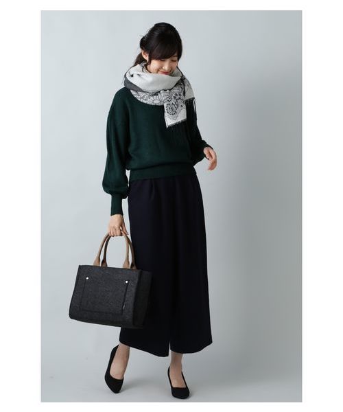 NATURAL BEAUTY BASIC（ナチュラルビューティーベーシック）の「【Oggi 11月号掲載】60/2ハイカウントサキソニーワイドPN（その他パンツ・レディース・ベージュ/ネイビー/グレー・SMALL/MEDIUM/X-SMALL）」の18枚目の写真