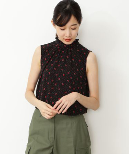 NATURAL BEAUTY BASIC（ナチュラルビューティーベーシック）の「手洗い可能/ドット×フラワースタンドネックブラウス（シャツ/ブラウス・レディース・イエロー系その他/ブラック系その他・SMALL/MEDIUM）」の8枚目の写真