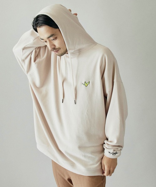 Mark Gonzales（マーク・ゴンザレス）の「Mark Gonzales/マークゴンザレス MONO-MART別注ロゴ刺繍 オーバーサイズ プルオーバーパーカー（パーカー・メンズ・ワイン/チャコール/ブラック/ベージュ/ブラウン/オフホワイト/杢グレー/ブルーグリーン/ライトベージュ/パープル系その他/グリーン系その他/グリーン系その他2/グレイッシュベージュ/ブルー系その他/アッシュブラウン/パープル系その他2・FREE/S/M）」の8枚目の写真