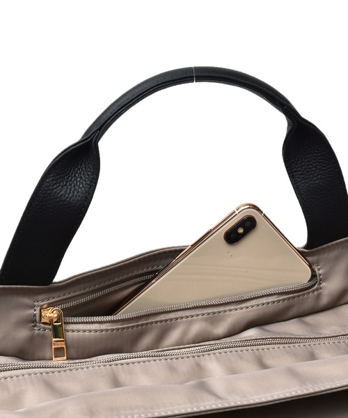 VitaFelice（ヴィータフェリーチェ）の「本革ハンドル2wayビッグナイロントートバッグ（ボストンバッグ・レディース・ブラック/チャコールグレー/ネイビー/パープル/ベージュ系その他・FREE）」の8枚目の写真
