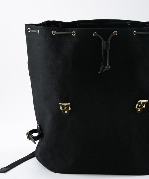 Butler Verner Sails(バトラーヴァーナーセイルス)の「オイルレザーミリタリーリュック(バックパック/リュック・メンズ・キナリ/ブラック/ベージュ・FREE)」の17枚目の写真