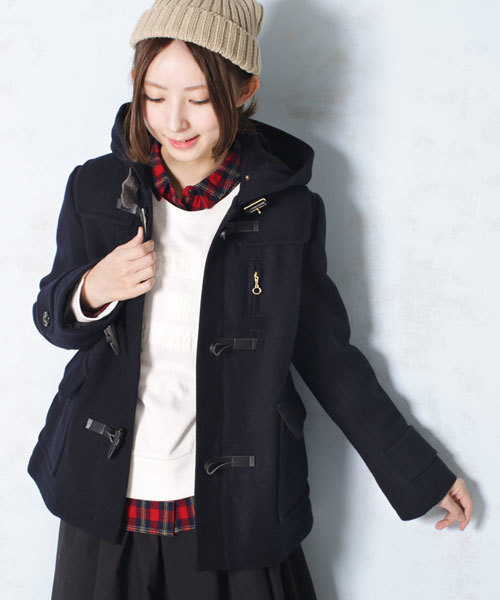 NANO universe(ナノユニバース)の「ハードメルトンショートダッフルコート(ダッフルコート・レディース・ブラック/ベージュ/ネイビー・36/38)」の1枚目の写真