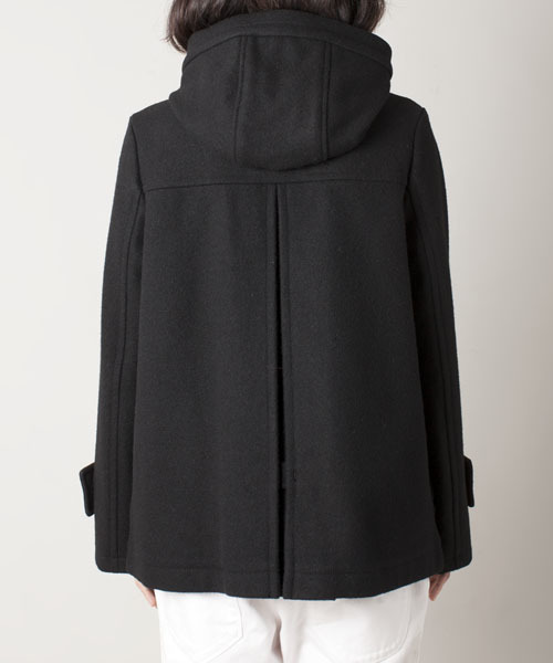 NANO universe(ナノユニバース)の「ハードメルトンショートダッフルコート(ダッフルコート・レディース・ブラック/ベージュ/ネイビー・36/38)」の16枚目の写真