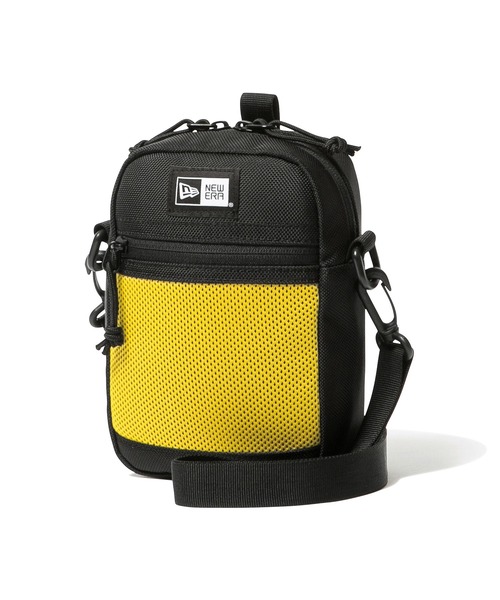 NEW ERA（ニューエラ）の「ニューエラ ショルダーポーチ 1.7L NEW ERA（ショルダーバッグ・メンズ・ブラック×イエロー/ブラック×ホワイト/タイガーカモ/ブラック/レッド/その他/ブラック系その他/レッド系その他/カーキ/ブラック系その他2/ブラック系その他4/ベージュ/ブラック系その他5/ブラック×グリーン・FREE）」の5枚目の写真