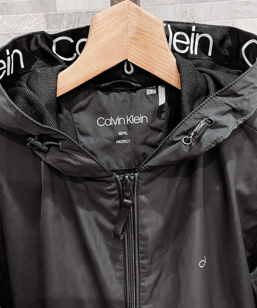 カルバンクライン バーティカル ロゴ ウインドブレーカー ナイロンジャケット　M Calvin Klein カルバンクライン ウィンドブレーカー ナイロン