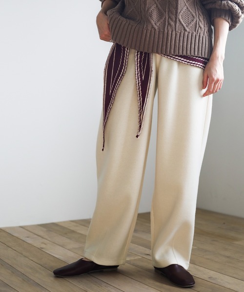 select MOCA(セレクトモカ)の「シンプルストレートニットパンツ(その他パンツ・レディース・ダークグレー/アイボリー/ベージュ・MEDIUM/SMALL)」の15枚目の写真