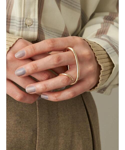 AMERICAN HOLIC（アメリカンホリック）の「ダブルフィンガーリング ＊（リング・レディース・シルバー/ゴールド・FREE）」の6枚目の写真