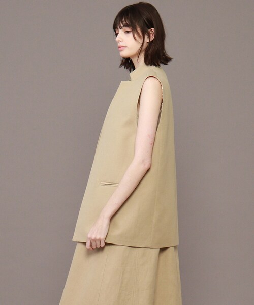 DRESSTERIOR（ドレステリア）の「◆【eclat8月号/BAILA（ベスト・レディース・ベージュ/ネイビー・38/36）」の17枚目の写真