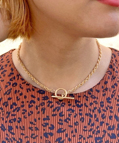 Factor=（ファクターイコール）の「ショートチェーンネックレス（ネックレス・レディース・アンティークシルバー/アンティークゴールド・FREE）」の2枚目の写真