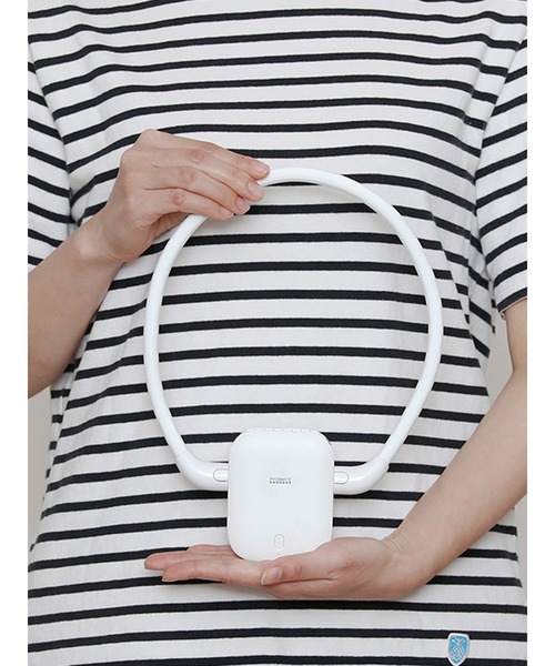 on the day（オンザデイ）の「PRISMATE(プリズメイト) フレキシブル ハンズフリーファン（生活家電・メンズ・ネイビー/ホワイト・FREE）」の8枚目の写真