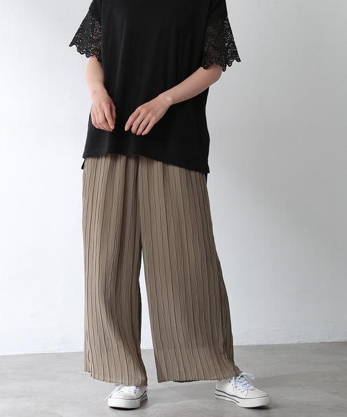 Honeys（ハニーズ）の「ストレートパンツ（その他パンツ・レディース・ブラウン/ブルー系その他/ブラック/オリーブ・L/LL/M/S）」の2枚目の写真